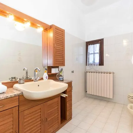 Maison Mara *